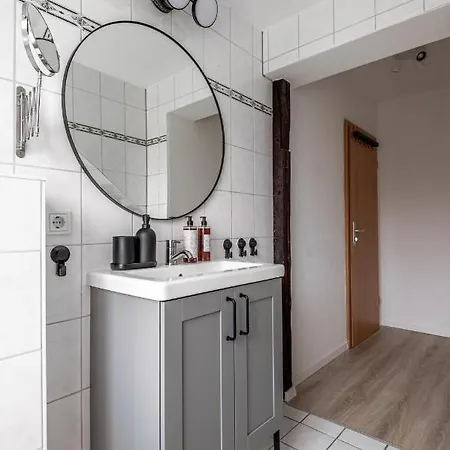 Nobar - Innenstadt-Apartment - Smart-Tv - Kaffee - Netflix Wernigerode Esterno foto
